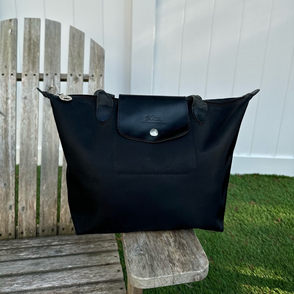 Longchamp Paris Made In France Black Nylon Zip Snap Shoulder Handbag Tote